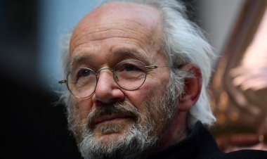 Mulher de Assange critica novas garantias dadas pelos EUA para conseguir extraditá-lo: ‘palavras vazias’