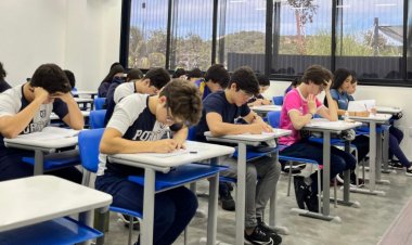 Enem: estudantes do Colégio Porto recebem suporte de ex-alunos que conseguiram vaga na universidade