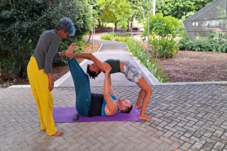 Frequentadores do Bosque das Mangueiras podem participar de aulas gratuitas de Yoga