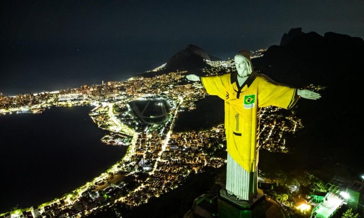 A um mês dos Jogos de Paris 2024, CBV e Bodywork, marca fitness da Riachuelo, apresentam os uniformes olímpicos do vôlei no Santuário Cristo Redentor