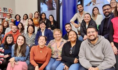 CEO da Escola Leads, Alberto Kastro, ministra treinamento sobre IA para time e parceiros da Editora Gente, em SP