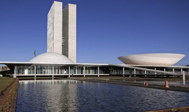 Congresso faz do país a República de Bananas que Trump quer