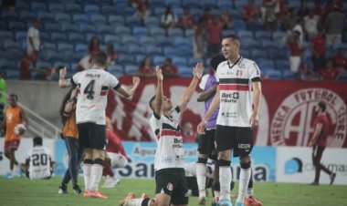 Santa Cruz arranca empate do América-RN e garante acesso à Série C